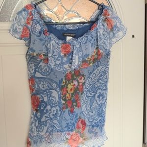 Sleeveless ruffle top